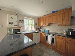 Photo 7- click for photo gallery